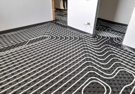 Plancher chauffant, confort et économies pour votre intérieur